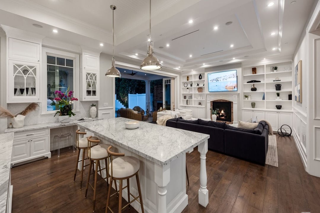 Luminor Heights, Laurel Canyon Blvd, 90046