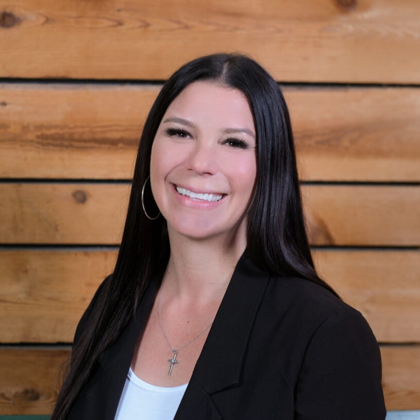 Trina Palter Newport Beach, CA Real Estate Agent Headshot