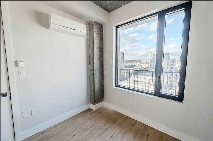 815 Flatbush Avenue 705