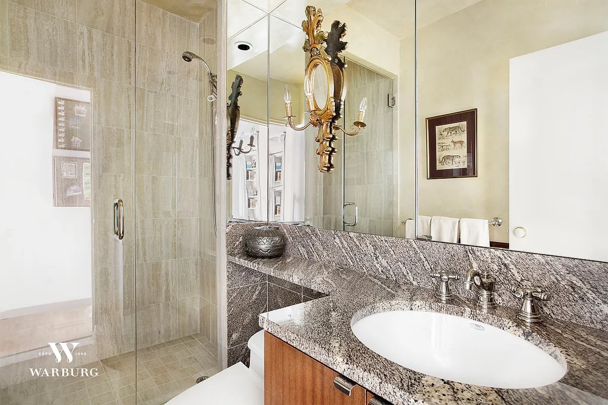 400 East 56th St, #20G