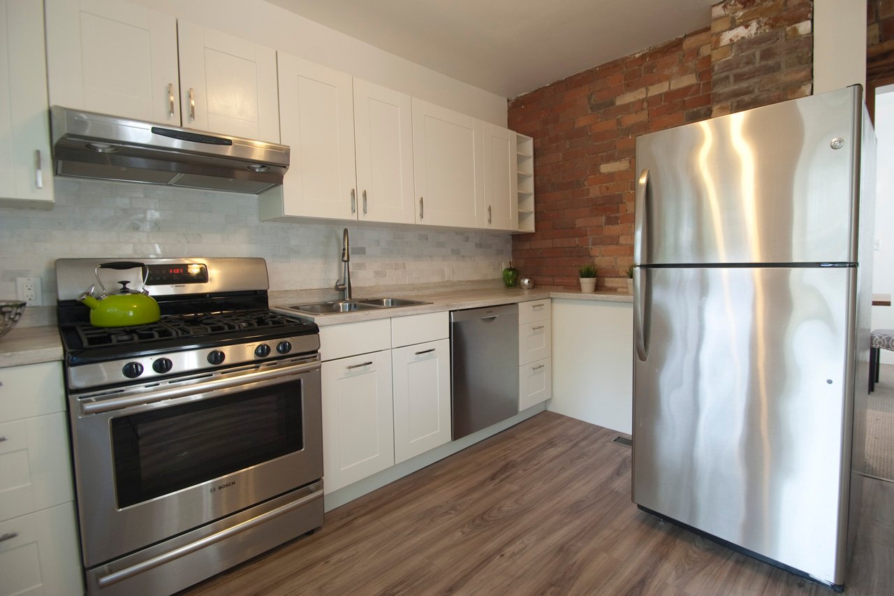 33 Balsam Ave