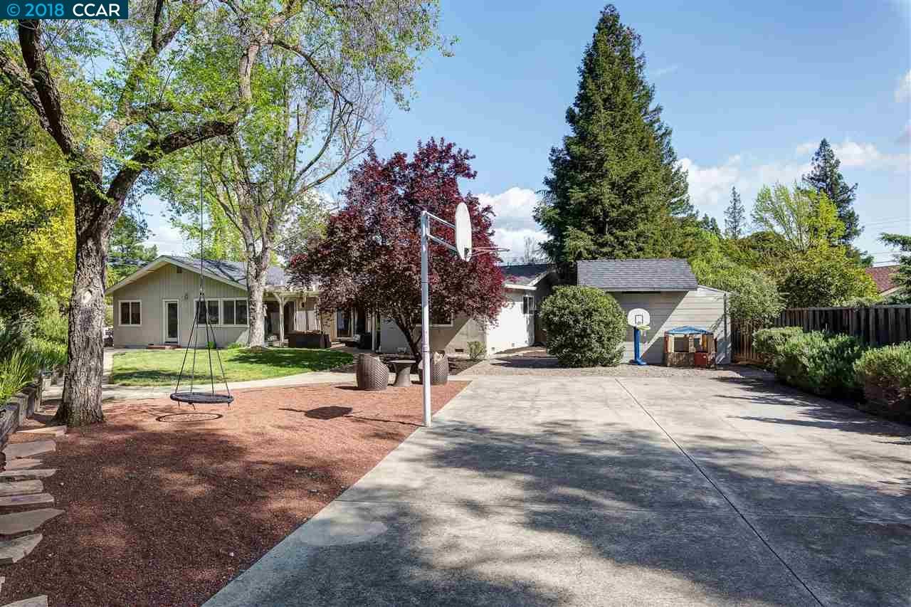 1853 Del Rio Dr