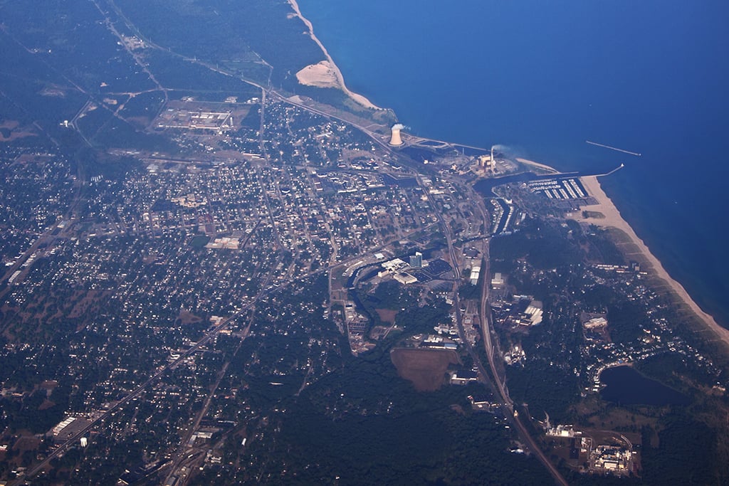 How to Navigate Michigan’s Commercial Real Estate Market with Confidence