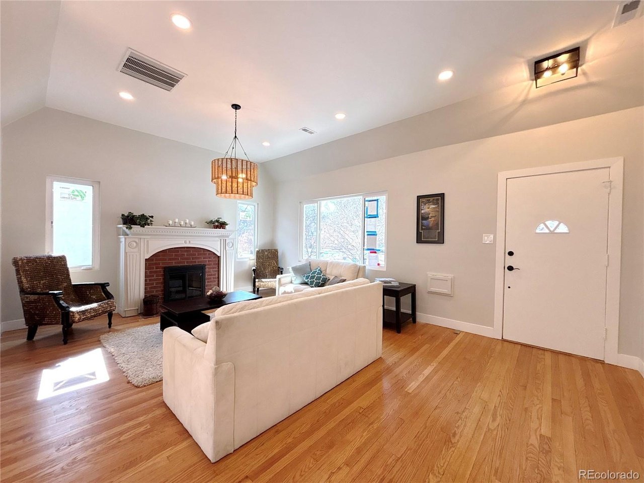 1768 Krameria St
