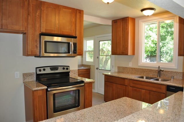 68 Coloma Way Sacramento, Ca 95819 - East Sacramento/McKinley Park New Listing