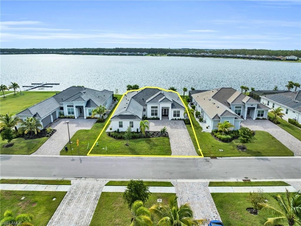 14044 Blue Bay Cir