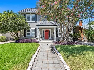 305 Corona Ave