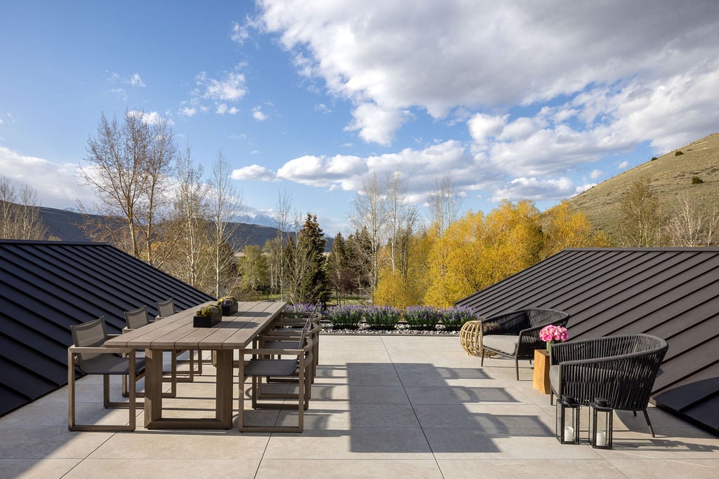 745 Teton Landing