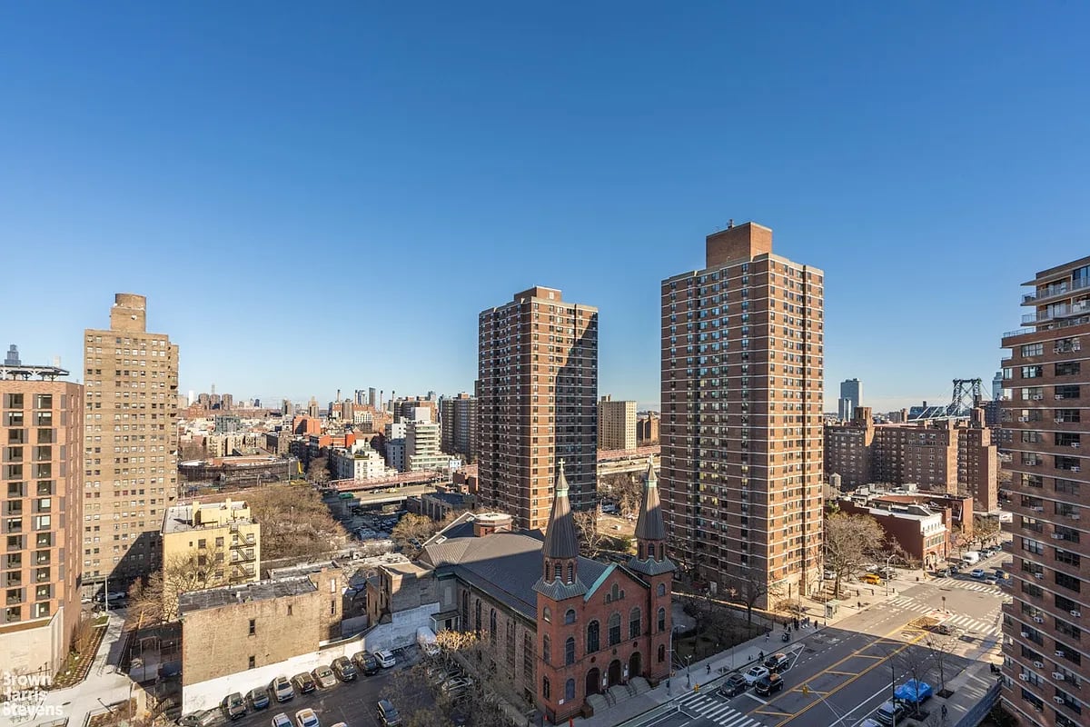 417 Grand St, #D1403