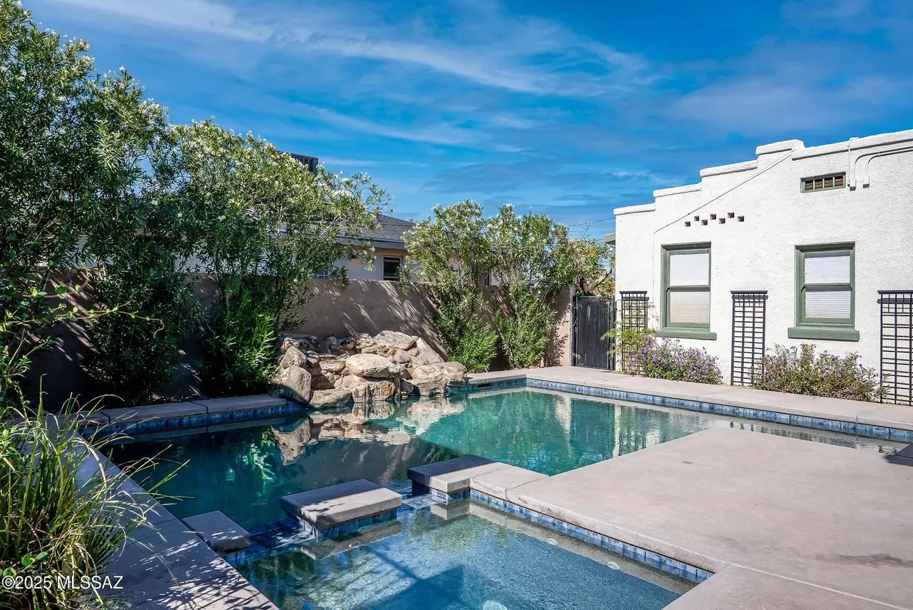 245 E University Blvd