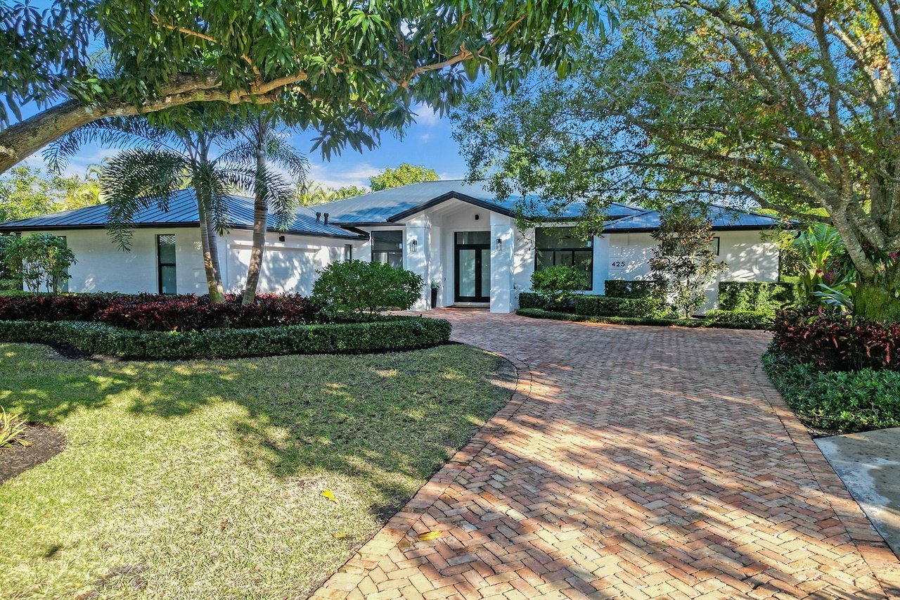 425 NW 12th St