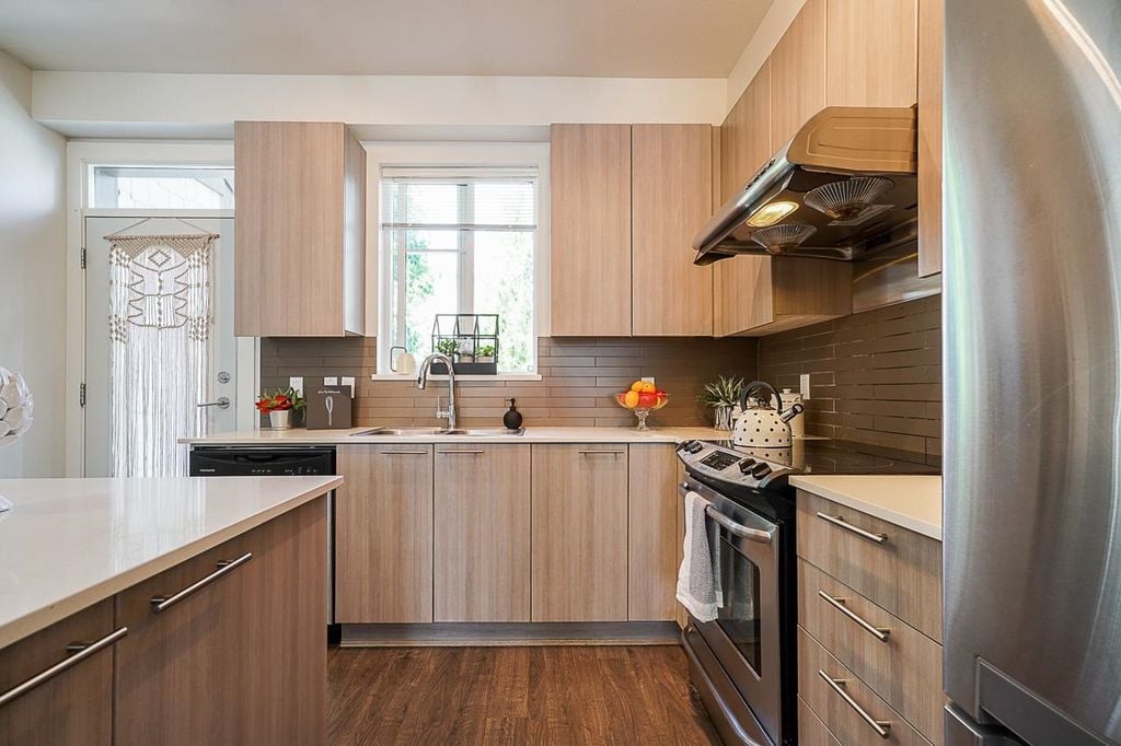 19433 68 Ave, #38