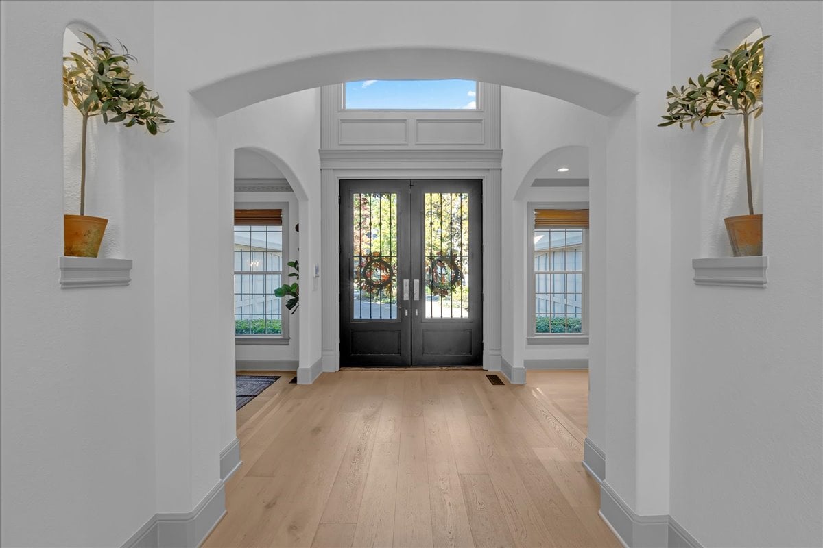 Luxury Living in Bixby, Oklahoma: A Premier Estate in Devonshire at Graystone Represented by Philip Shain of The Agency Tulsa - Wyatt Poindexter - The Agency