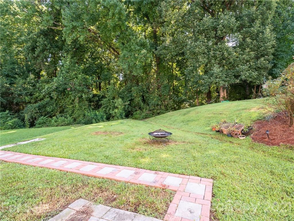 2014 Darbywine Dr