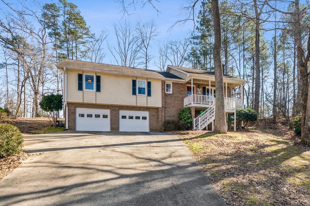 335 Hill Crest Cir