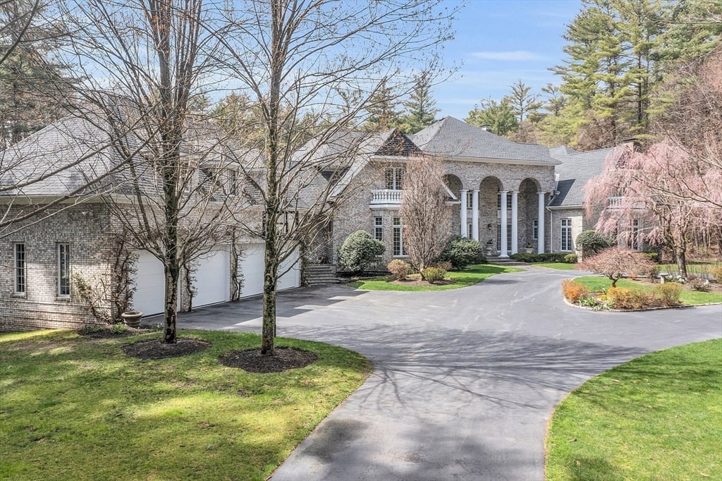 Video of 215 Monument Farm Road | Concord Massachusetts by Senkler, Pasley & Whitney