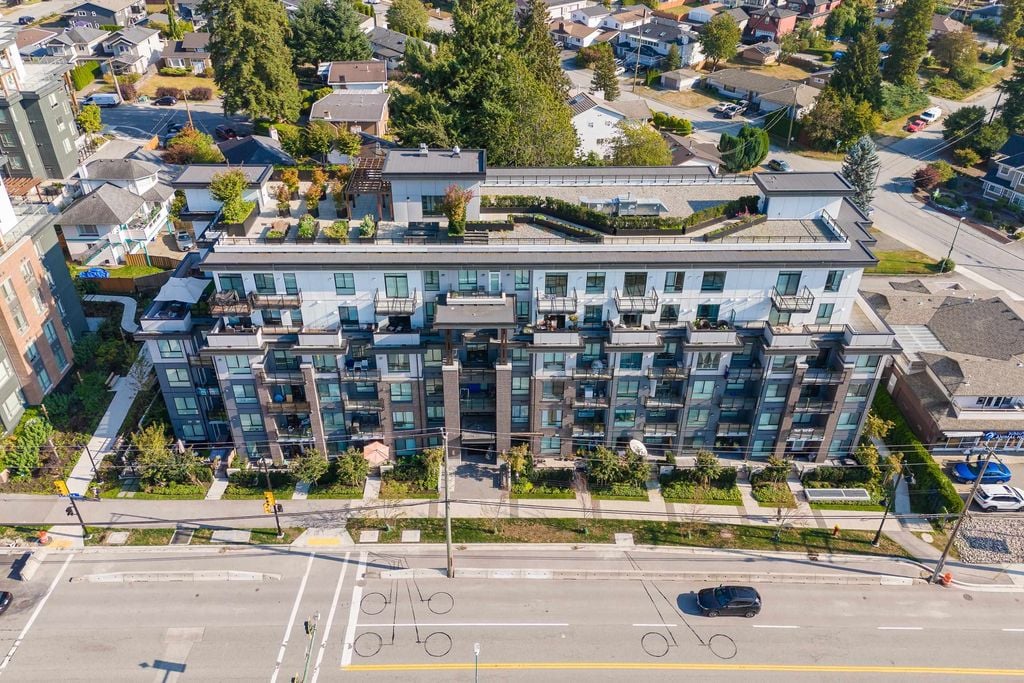 700 Clarke Rd, #502
