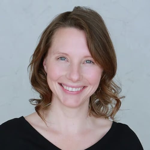 Nicole Nott Berkeley, CA Real Estate Agent Headshot