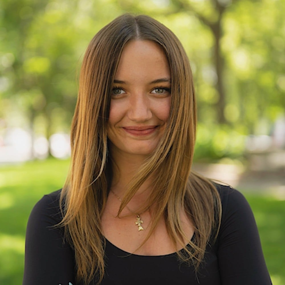 Morgan  Vachon Dover, NH Real Estate Agent Headshot
