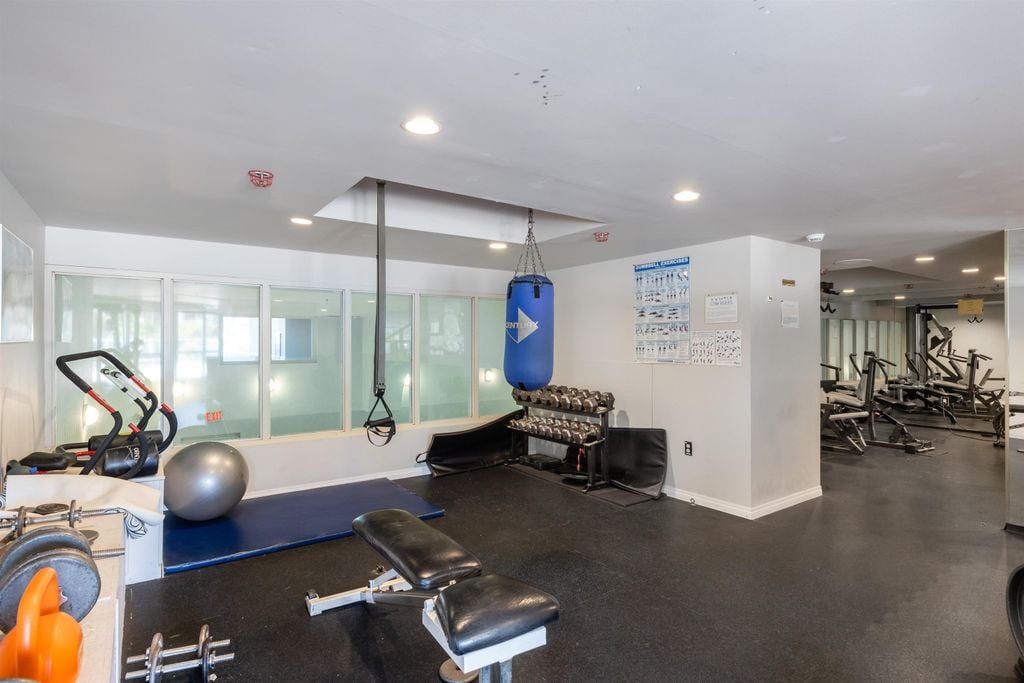 1245 Quayside Dr, #1805