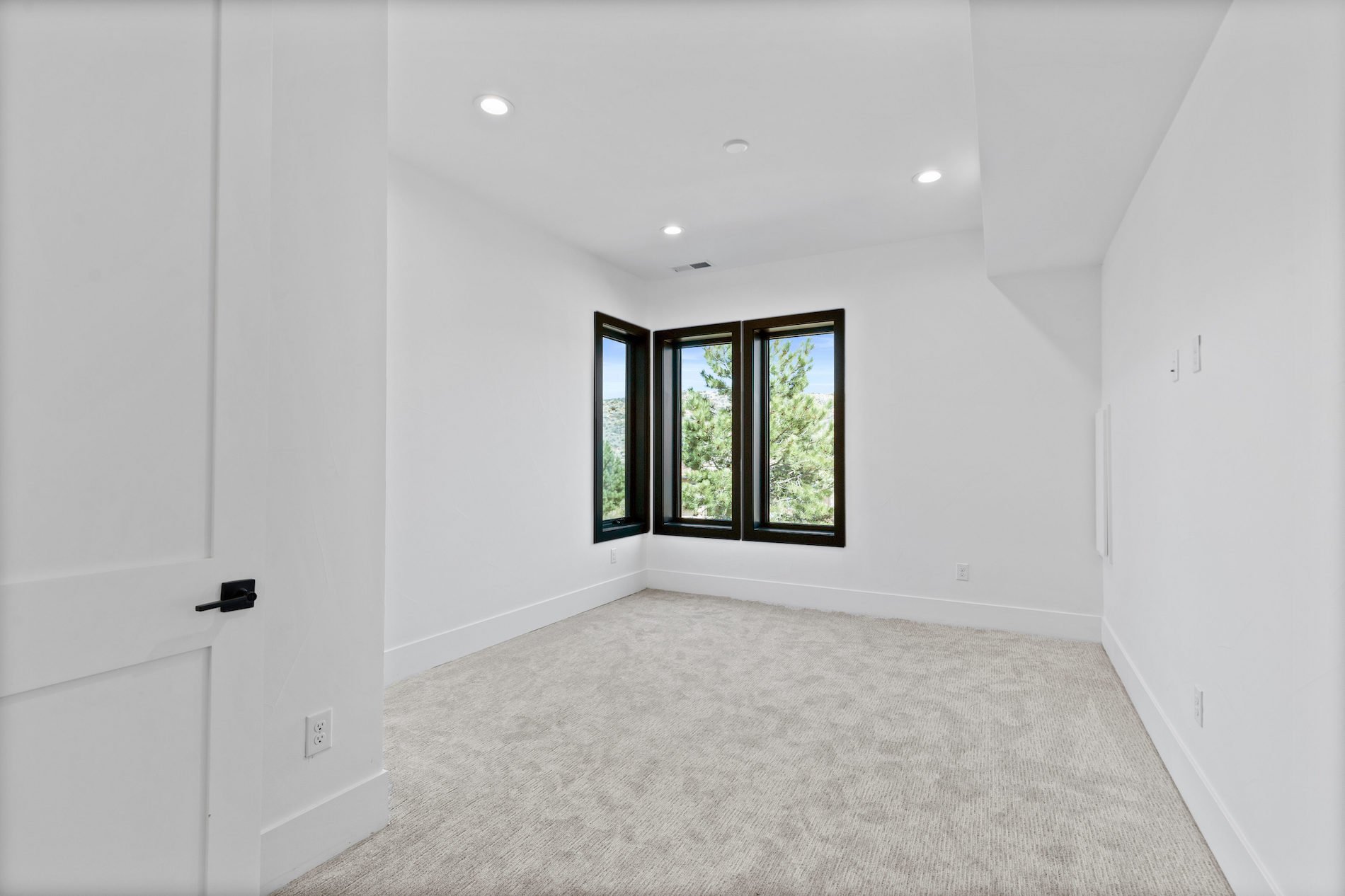 8103 Raphael Lane