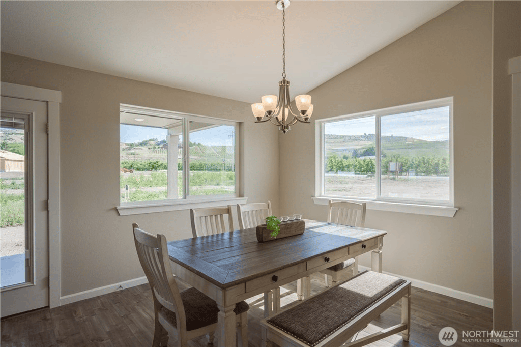 36 Manzanita Dr
