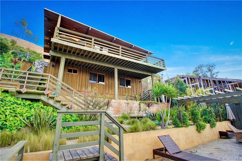 1063 Van Dyke Dr