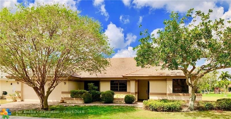 1511 E Oak Knoll Cr