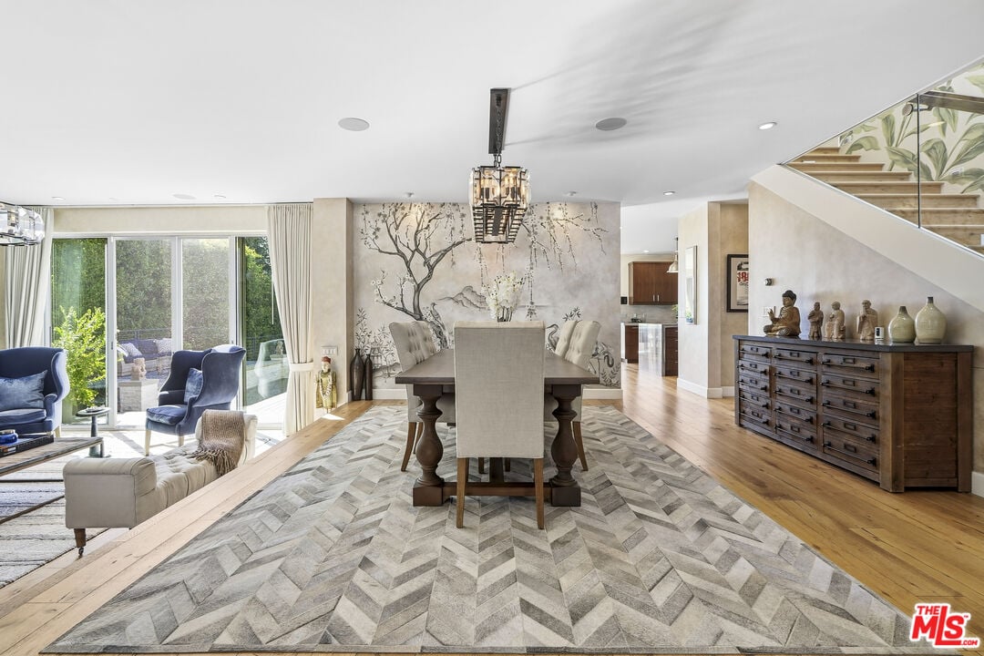 Solis Vista, Serra Rd, 90265