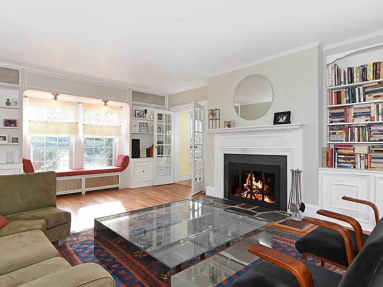45 Harmon Ave