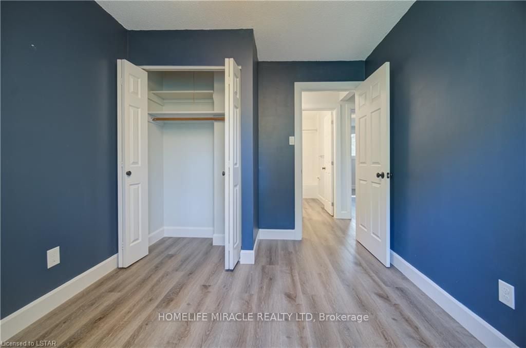 29 Ranchwood Cres