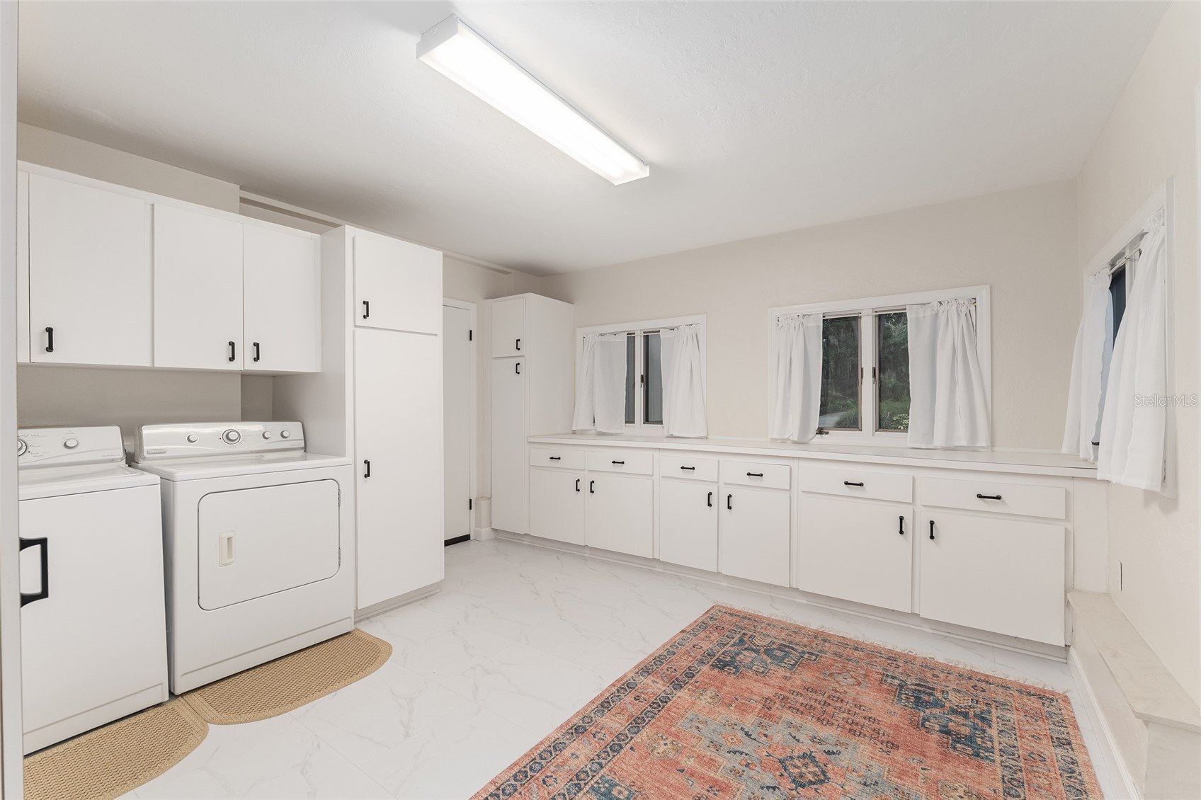 10745 SE Sunset Harbor Rd