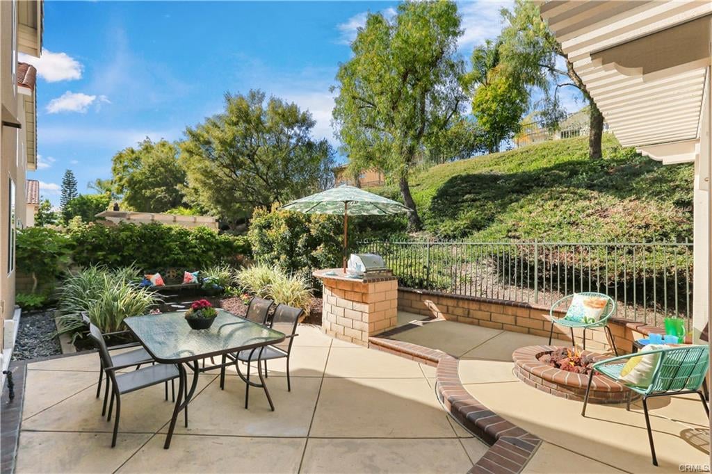 39 Feather Ridge
