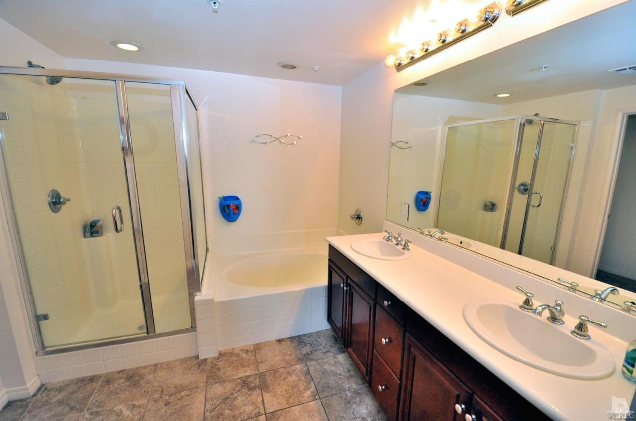 6020 Seabluff Dr #319