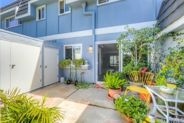 21127 Sailors Bay Ln