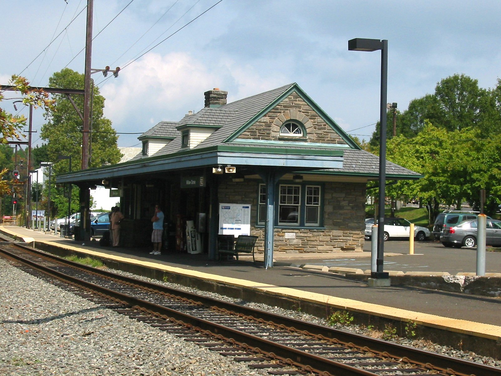 willow-grove-04-willow-grove-station.jpg