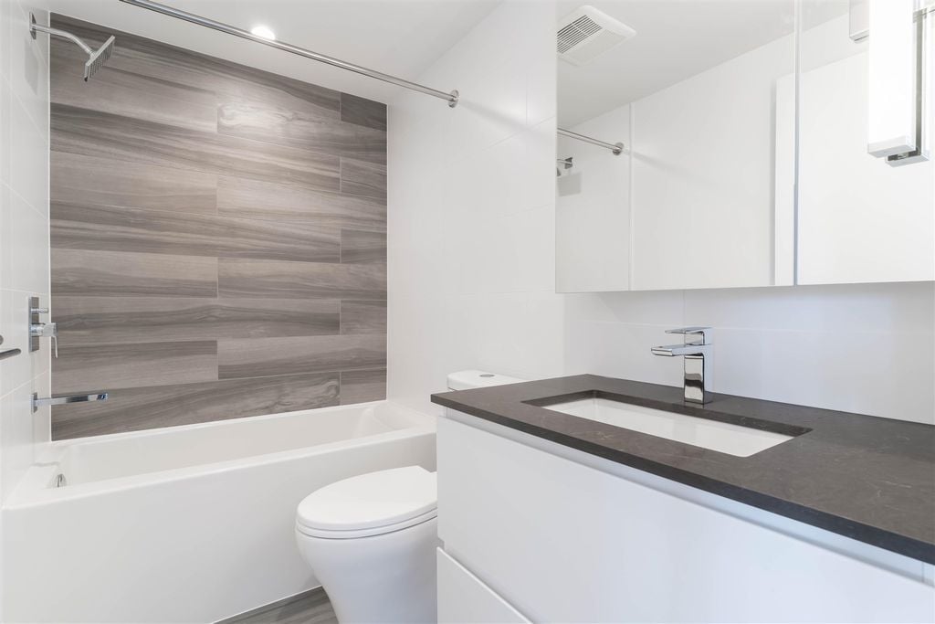 13655 Fraser Hwy, #602