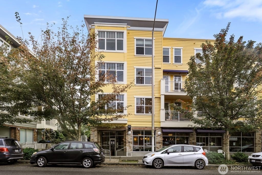 2901 NE Blakeley Street #404