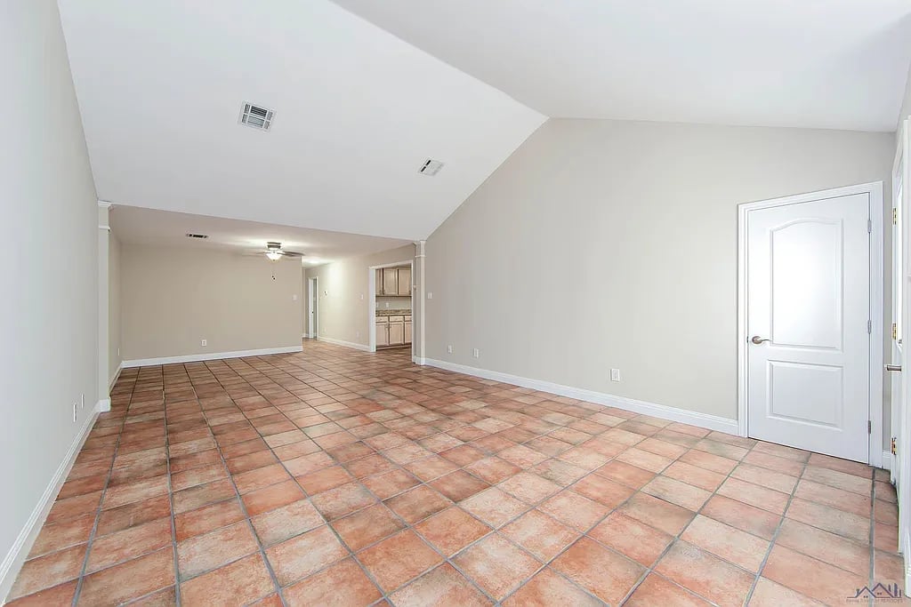 149 Magnolia Courtyard