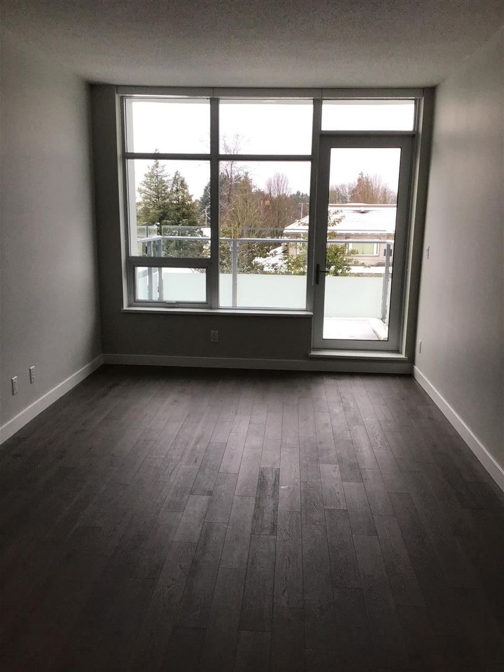 4963 Cambie St, #311