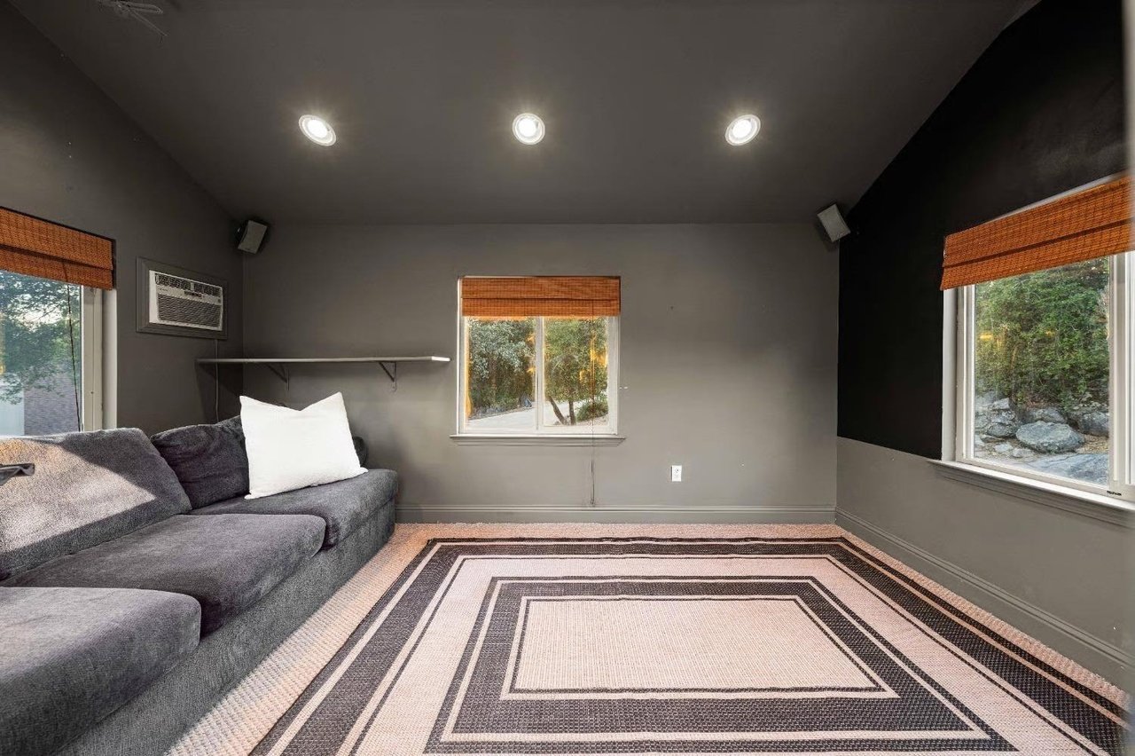 3959 Maresborough Pl