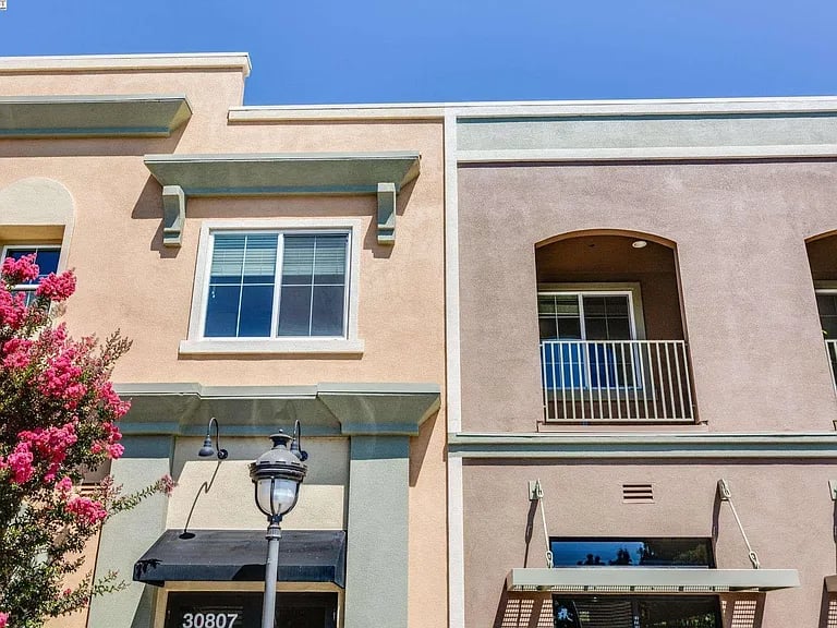 30823 Union City Blvd