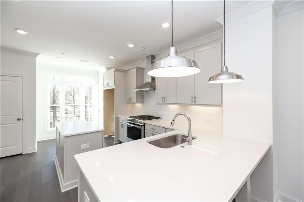 352 Olmstead Way, #28