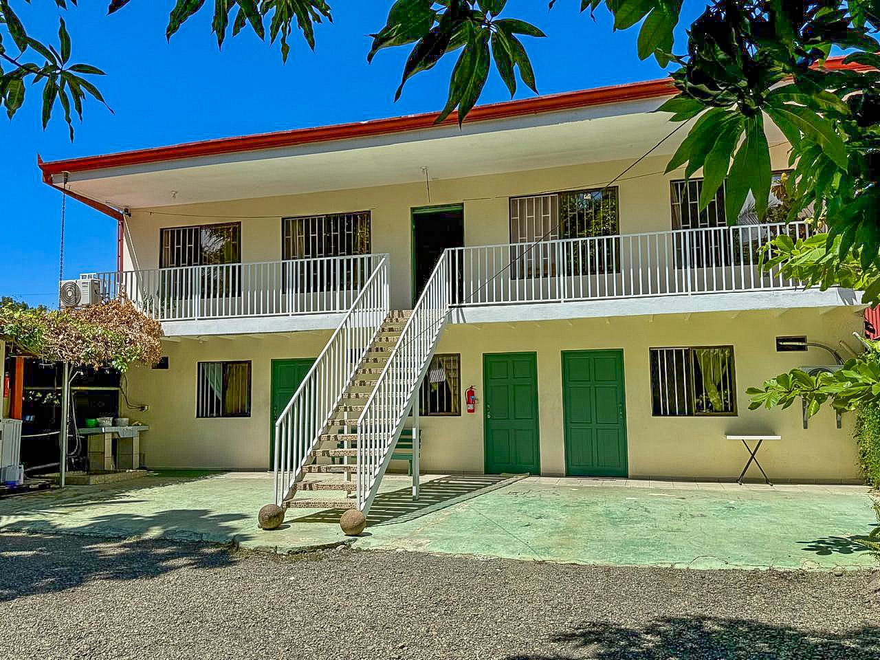 Fully equipped 4 Unit Apartment/Hotel complex 70 meters from the entrance to world-famous Marino Ballena National Park