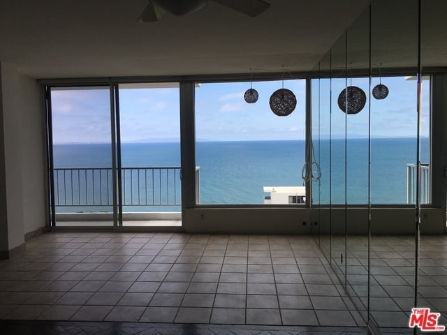 17350 W Sunset Blvd #703