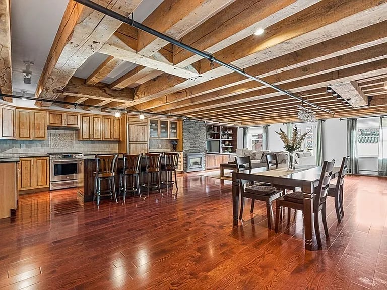 33 Commercial Wharf Unit 35