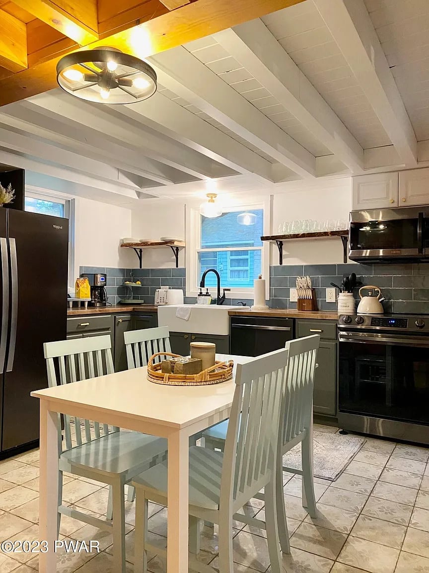 109 Westbrook Ridge Ave