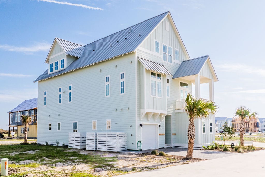 Retreat Street ~ Custom Residence 