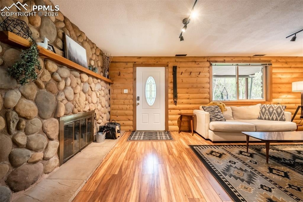 8850 Chipita Park Road