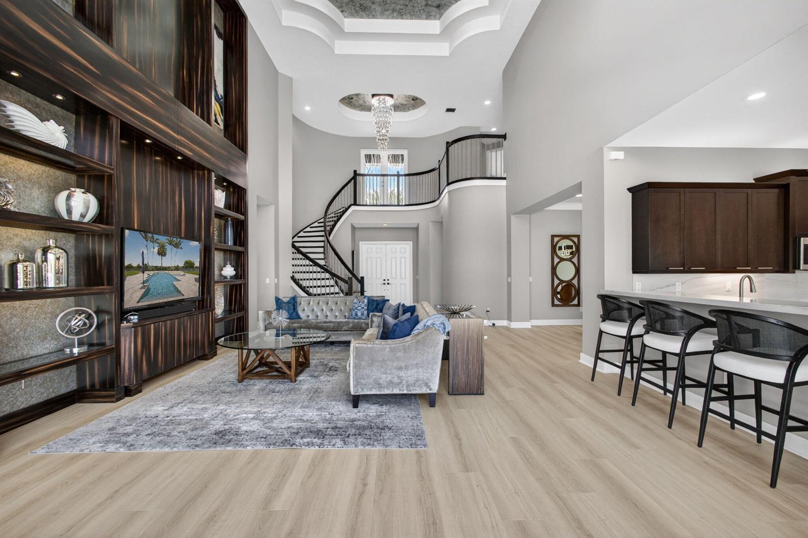 11135 Lynwood Palm Way